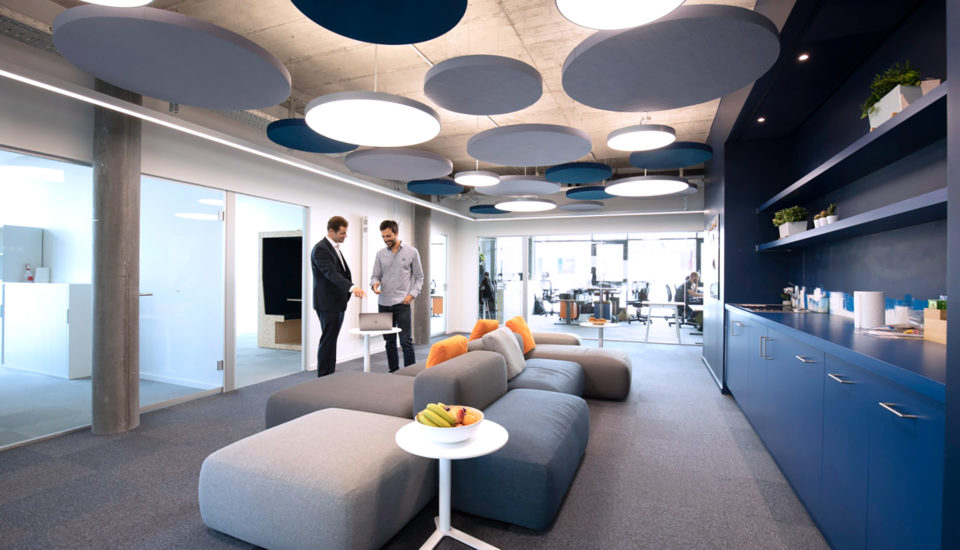 astrocast-about-us-2-960x550